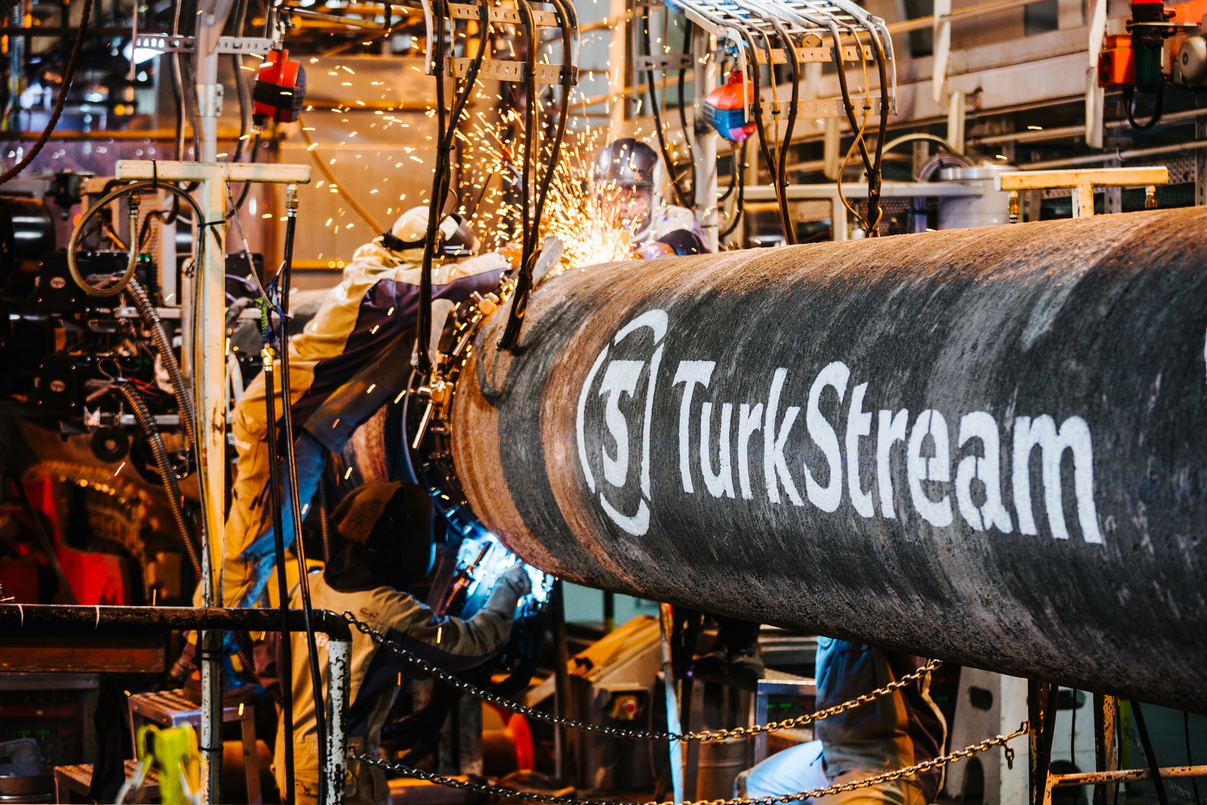 Pioneering Spirit Delivers First Line Of Turkstream Offshore Energy