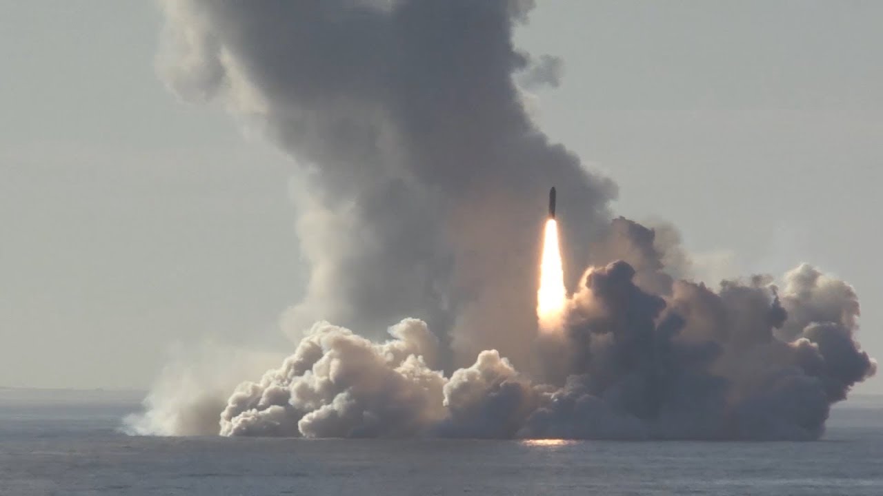 Watch A Russian Borei Submarine Launch A Bulava Slbm Salvo Naval Today