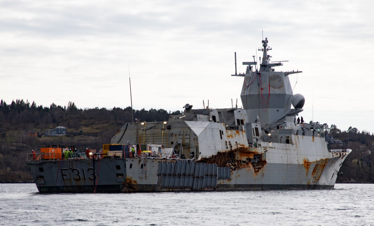 norwegian-frigate-hnoms-helge-ingstad-returns-to-water1.jpg