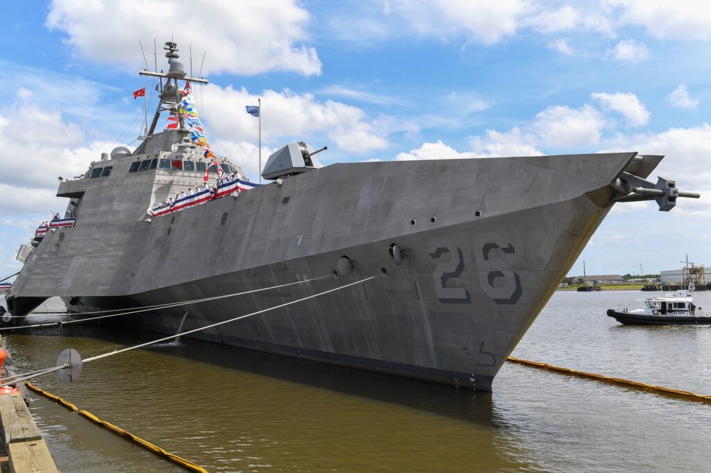 US Navy commissions USS Mobile