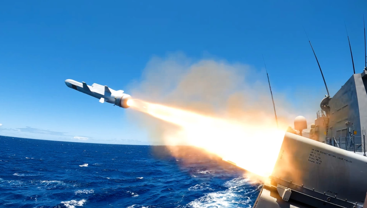 Australia’s destroyer fires naval attack missiles for the first time (video)
