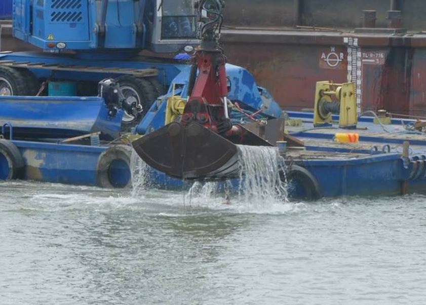 Ukraine: Kherson Port Dredging Kicks Off - Dredging Today