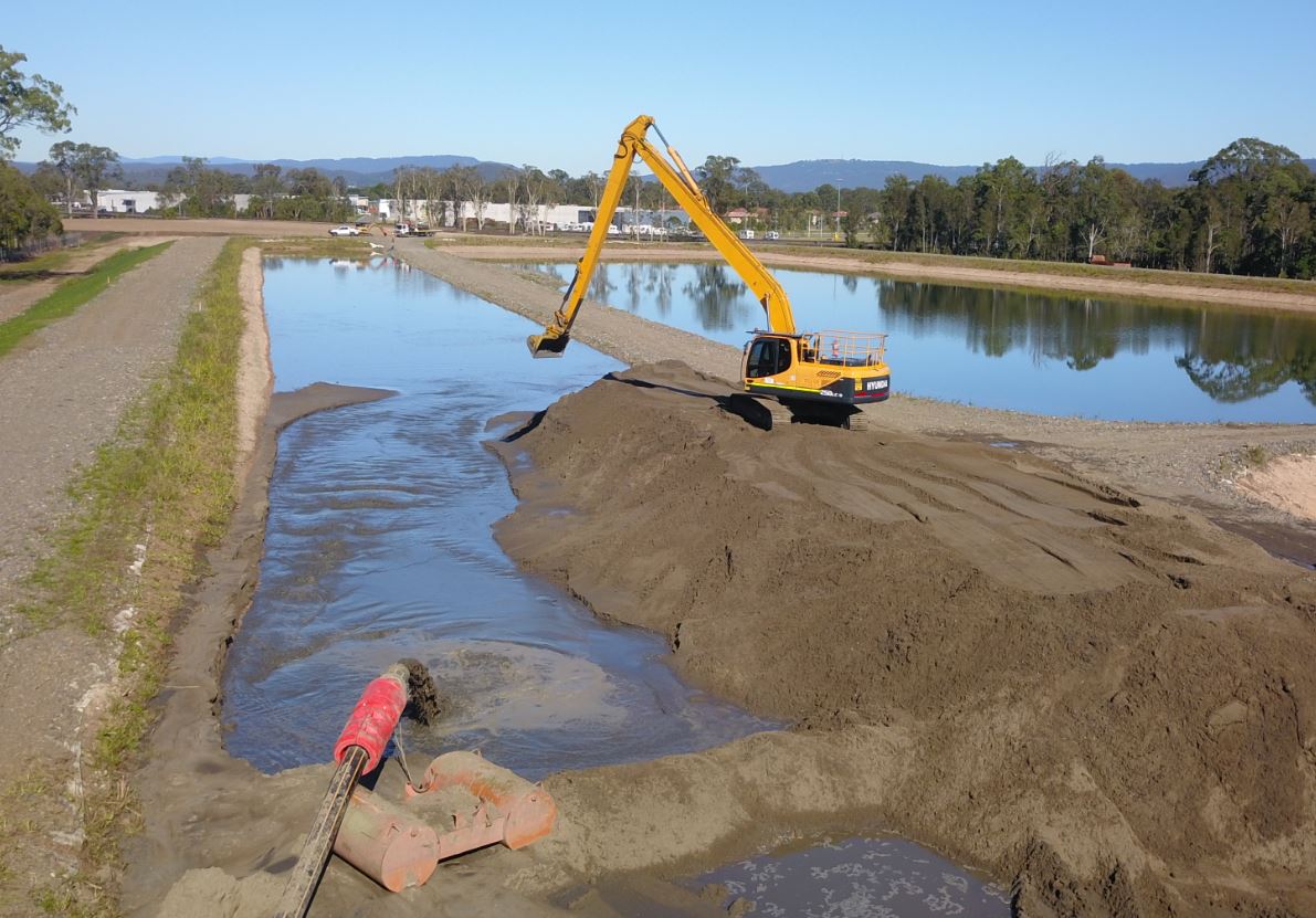 Coomera River dredging about to begin - Dredging Today