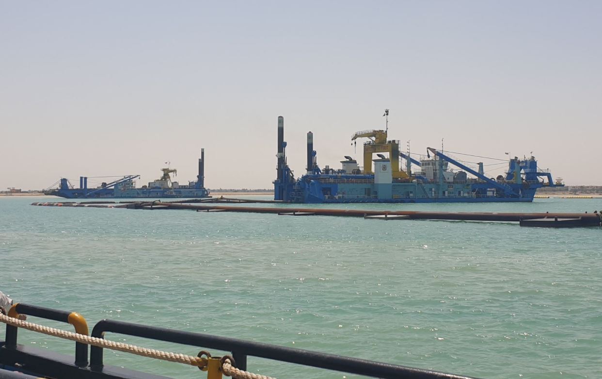 Suez Canal expansion moves forward - Dredging Today