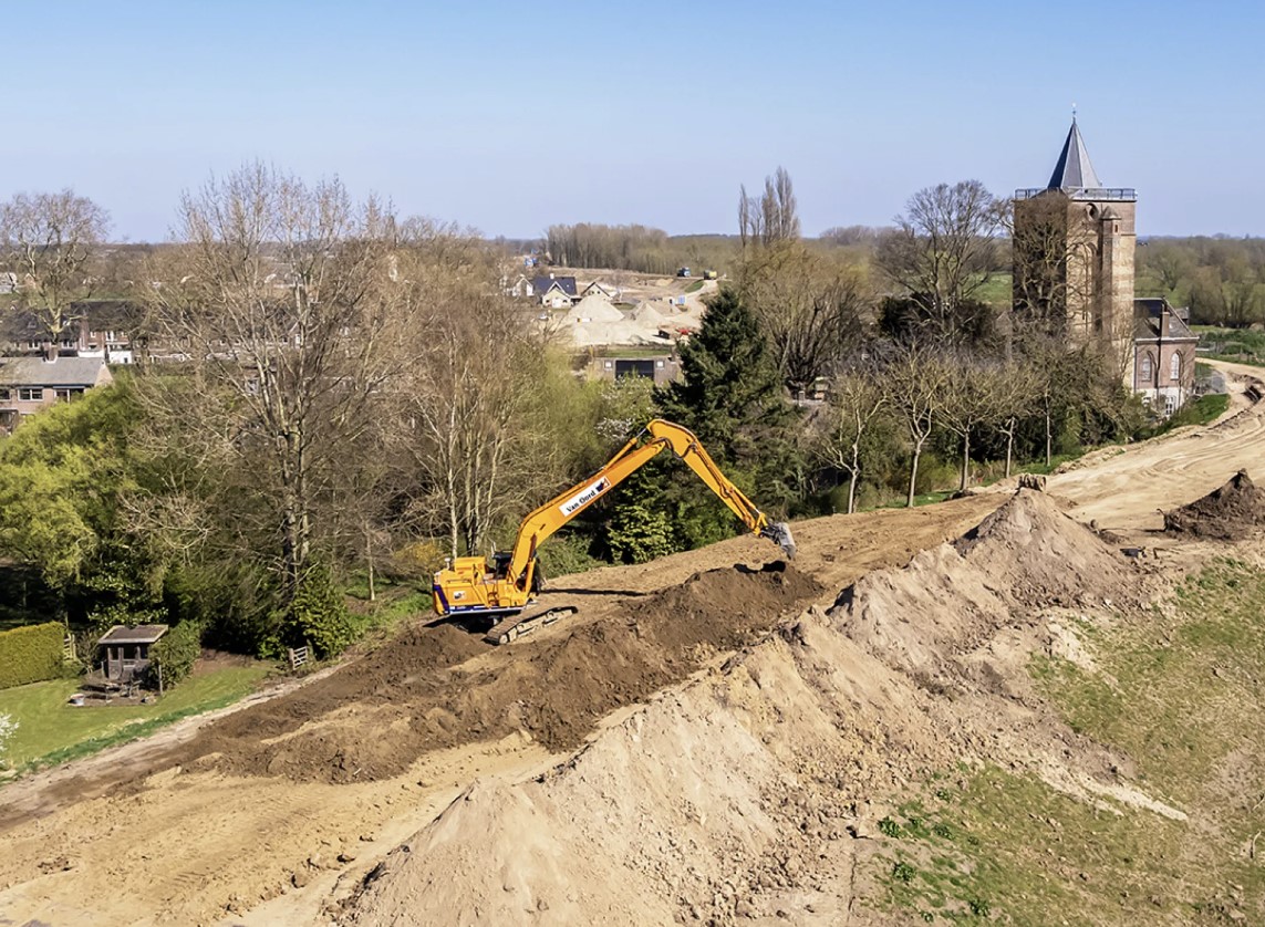 Sustainable dyke reinforcement in the Netherlands