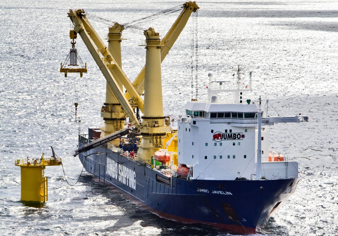 Denmark: Jumbo Proves Efficiency with TP-Installation for Anholt Offshore Wind Farm
