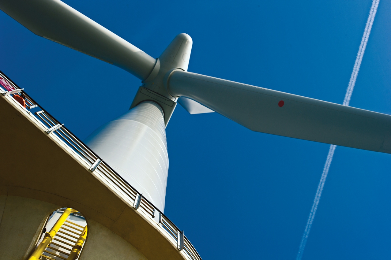 UK: London Array Offshore Wind Farm Produces First Power