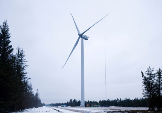 Siemens Launches New 4-Megawatt Offshore Wind Turbine (Austria ...