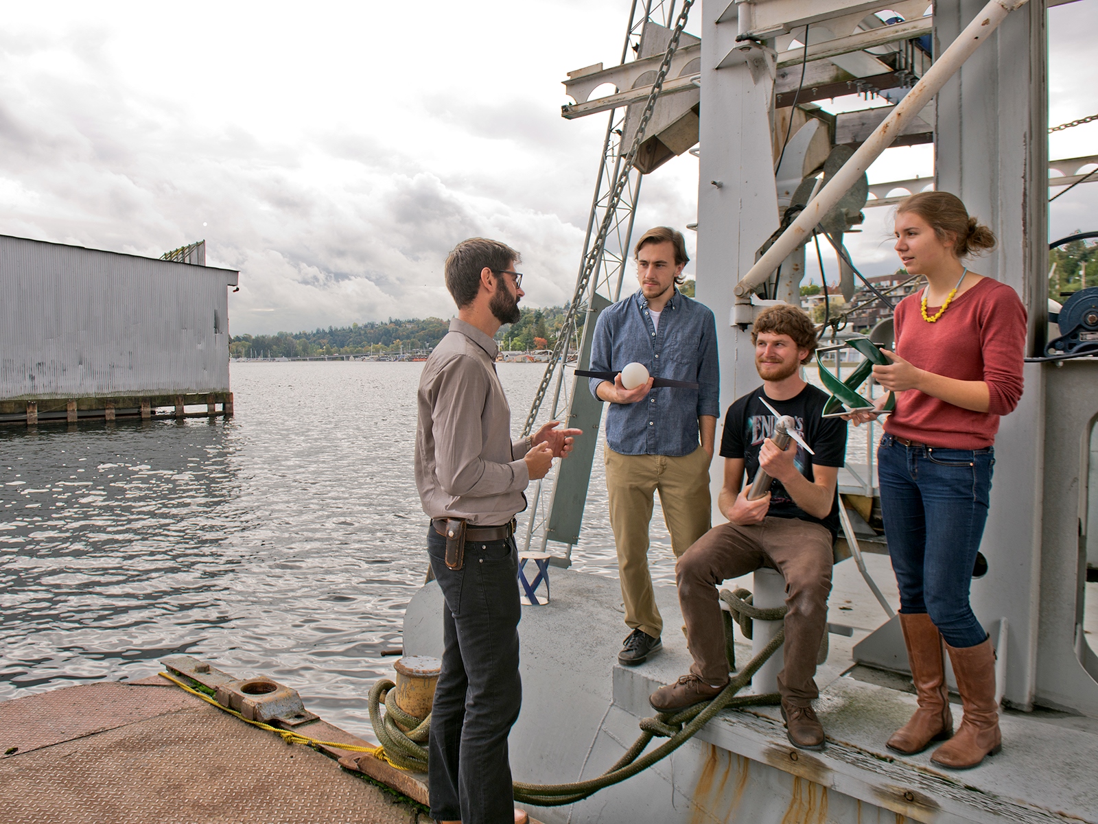 U.S. Navy Backs Washington University's Wave, Tidal Energy R&D with USD 8 Mln