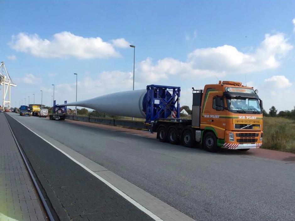 Van der Vlist Invests in New Equipment for Wind Turbine Road Transport