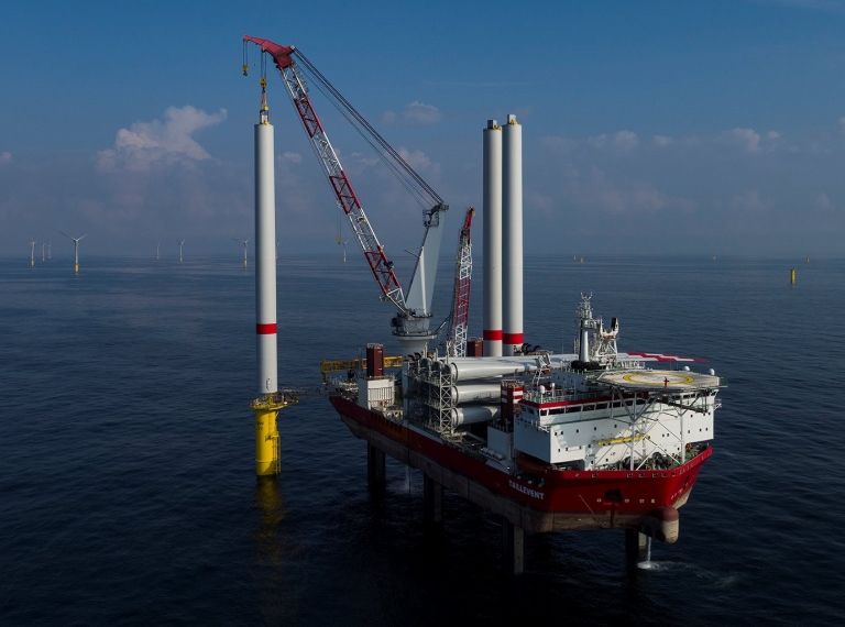 First Trianel Windpark Borkum Ii Turbine Taking Shape Offshore Wind