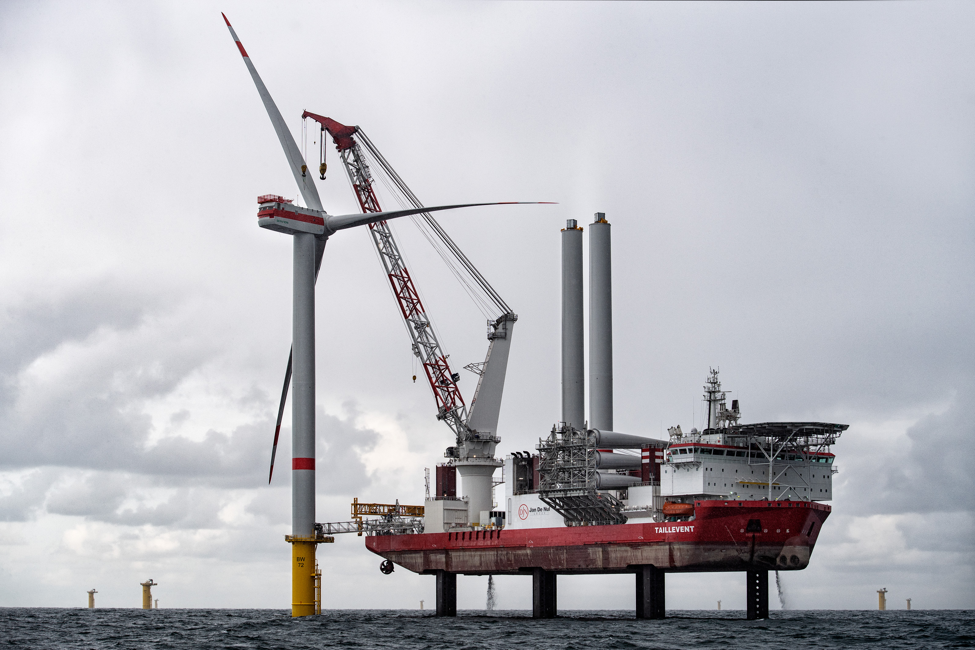 First Turbine Up at Trianel Windpark Borkum II | Offshore Wind