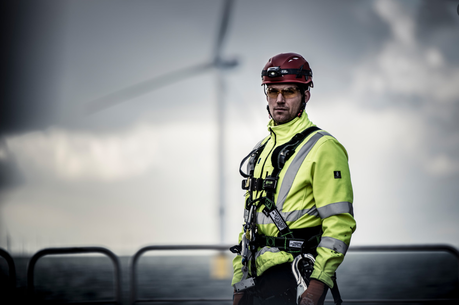 MHI Vestas Launches UK Offshore Wind Apprentice Programme