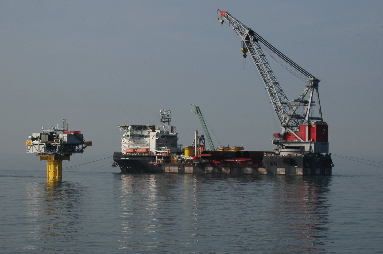 Seaway Strashnov working on the Triton Knoll offshore wind farm