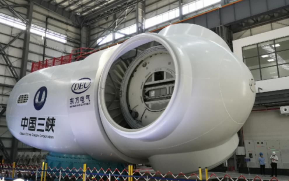 China's First 10 MW Wind Turbine En Route to Installation