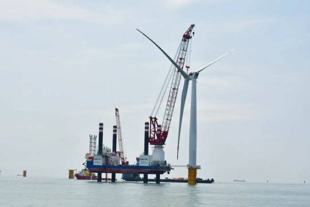 OuYang 002 wind turbine installation vessel