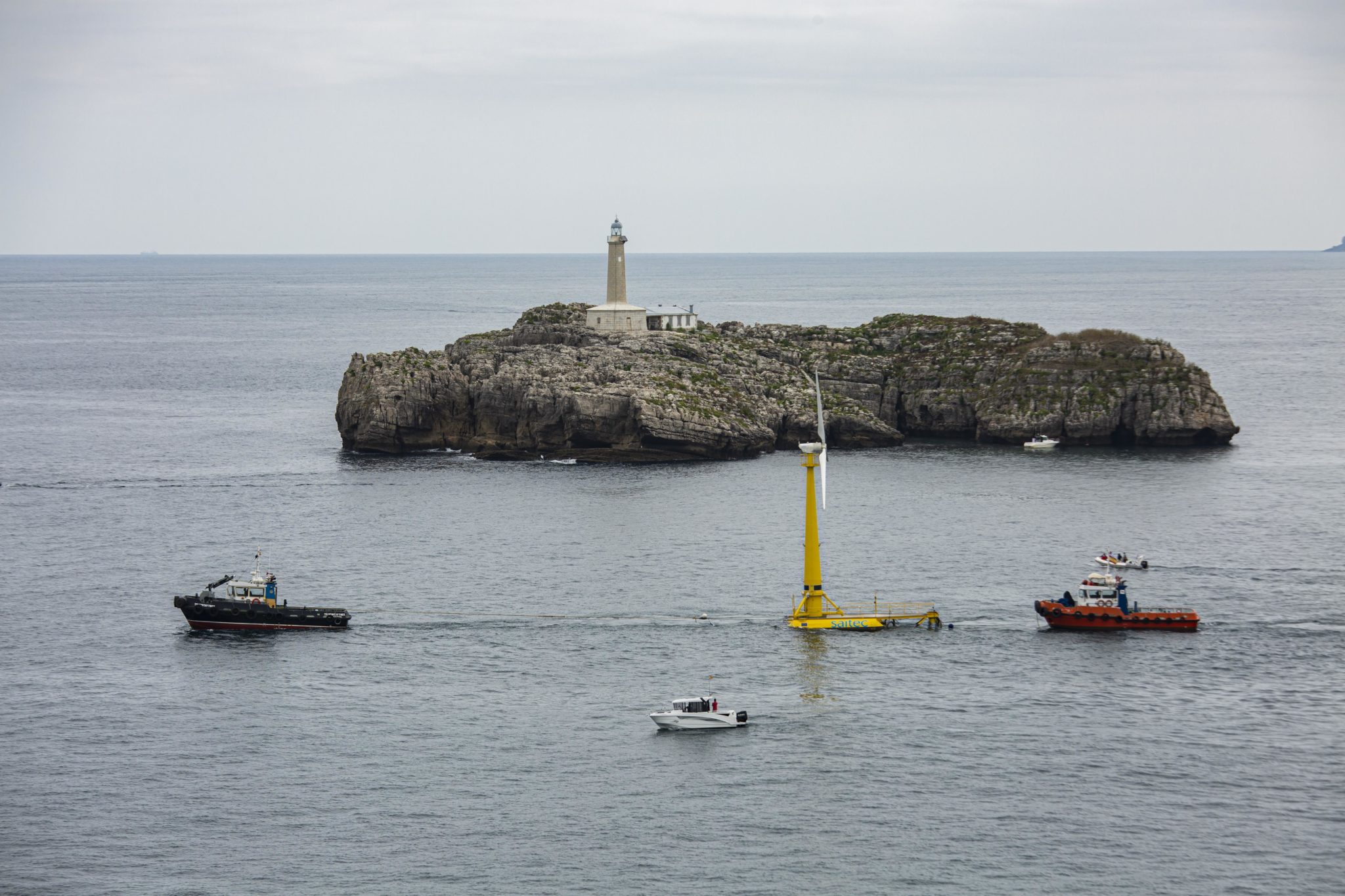 The scaled-down BlueSATH prototype being towed to the installation site off Santander.