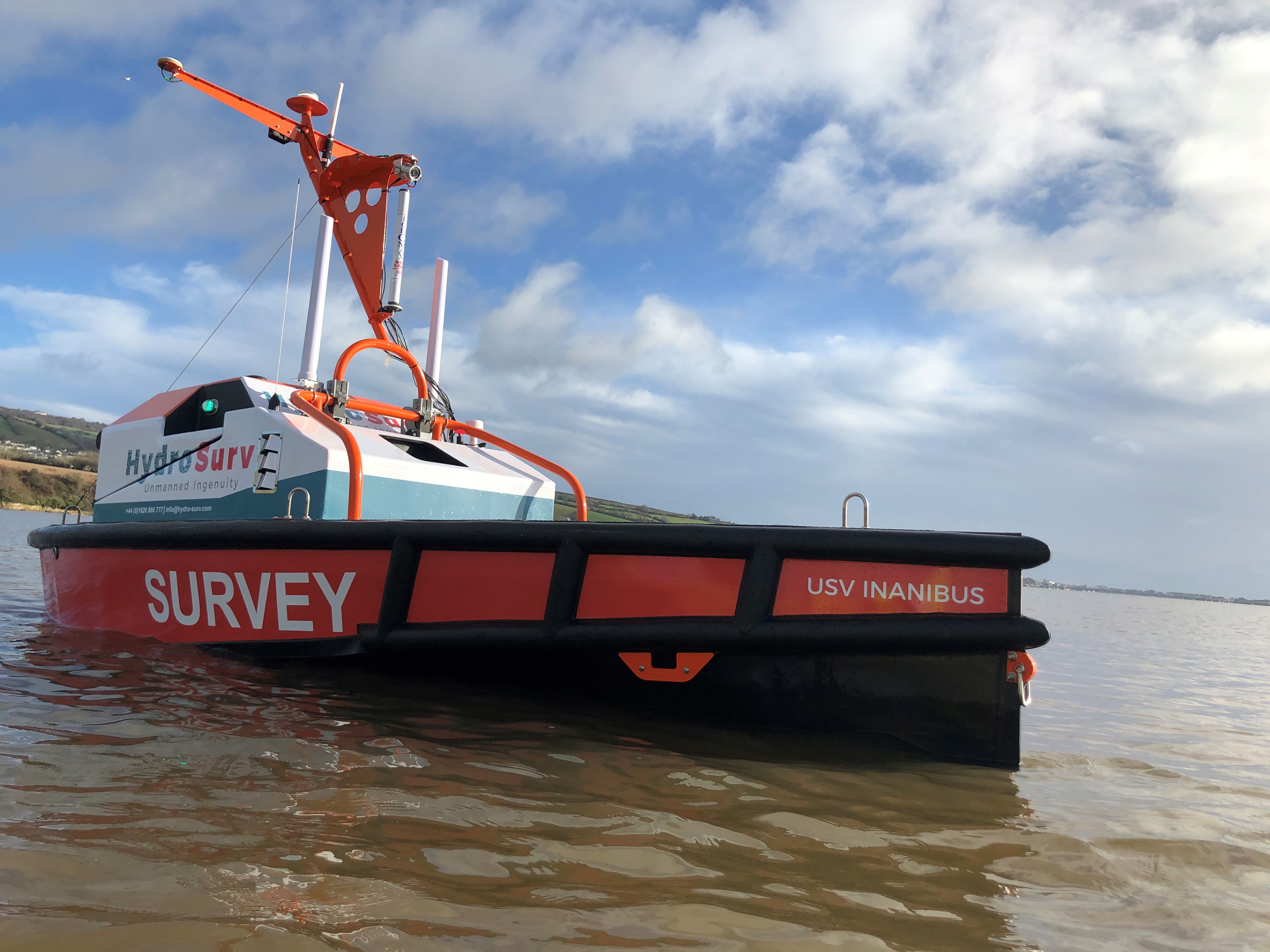 HydroSurv’s REAV-40, a multipurpose autonomous surface vehicle for hydrographic and environmental survey.