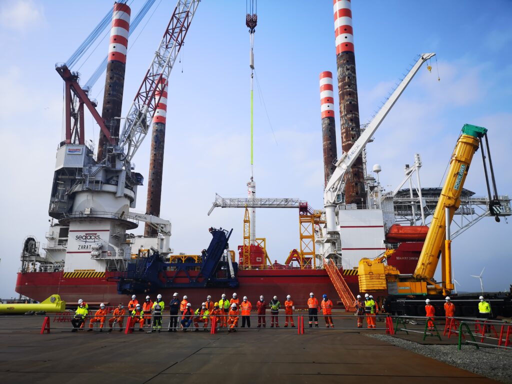 Seajacks Zaratan at Akita Port