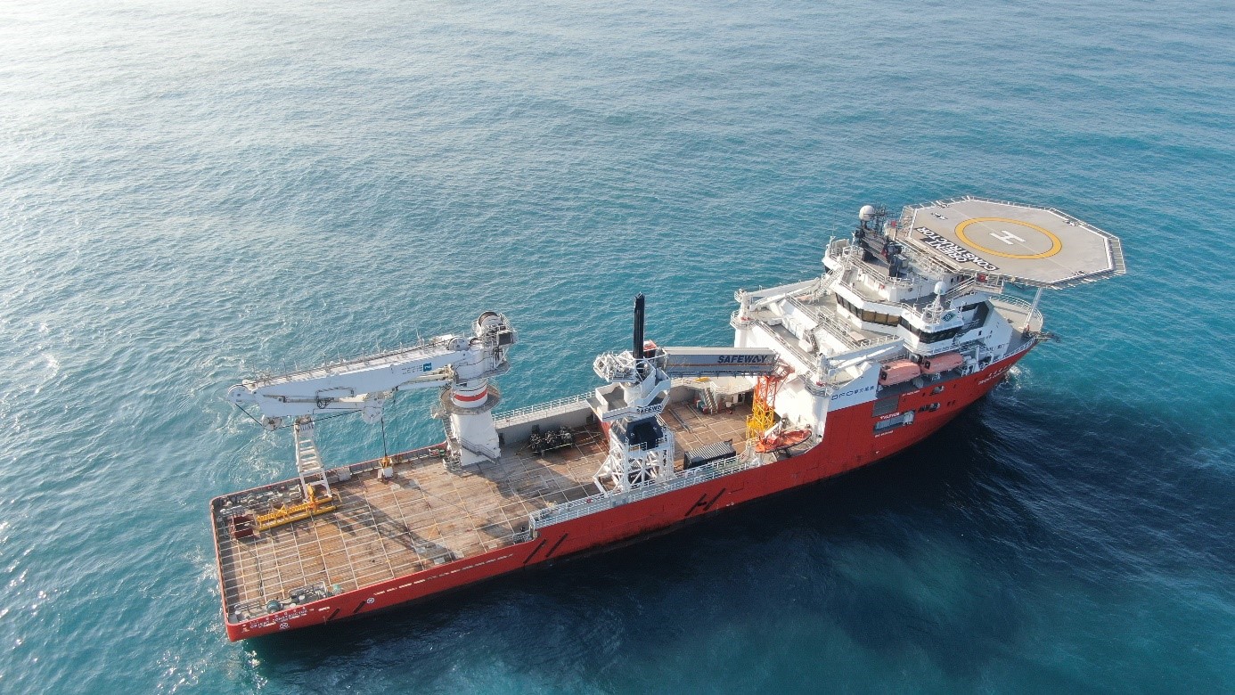 An aerial photo of the Orient Constructor W2W vessel at sea