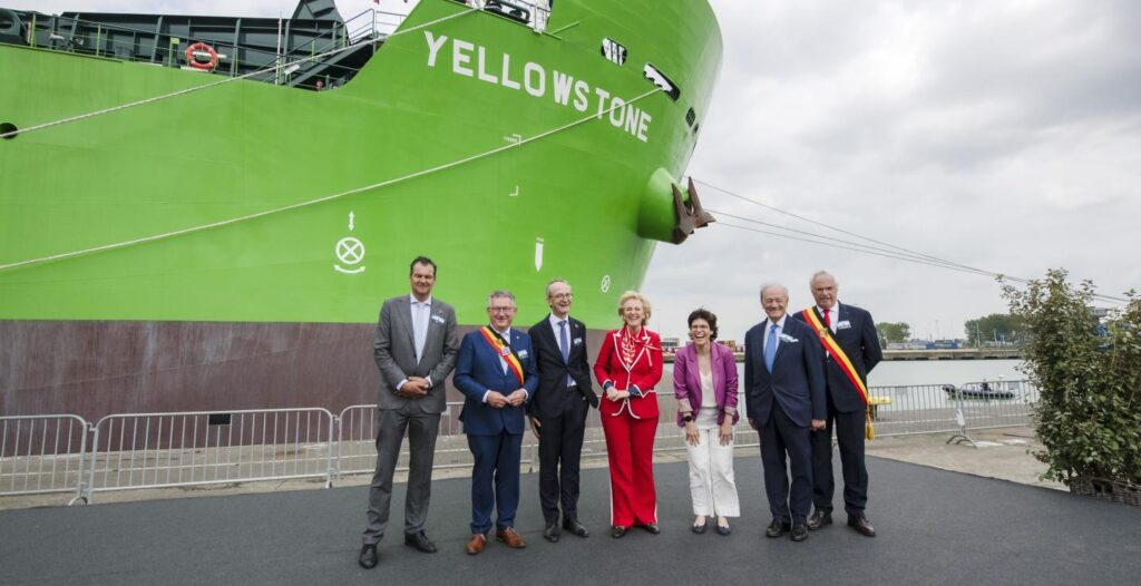 World-largest and industry's first dual-fuel fallpipe vessel joins DEME's fleet