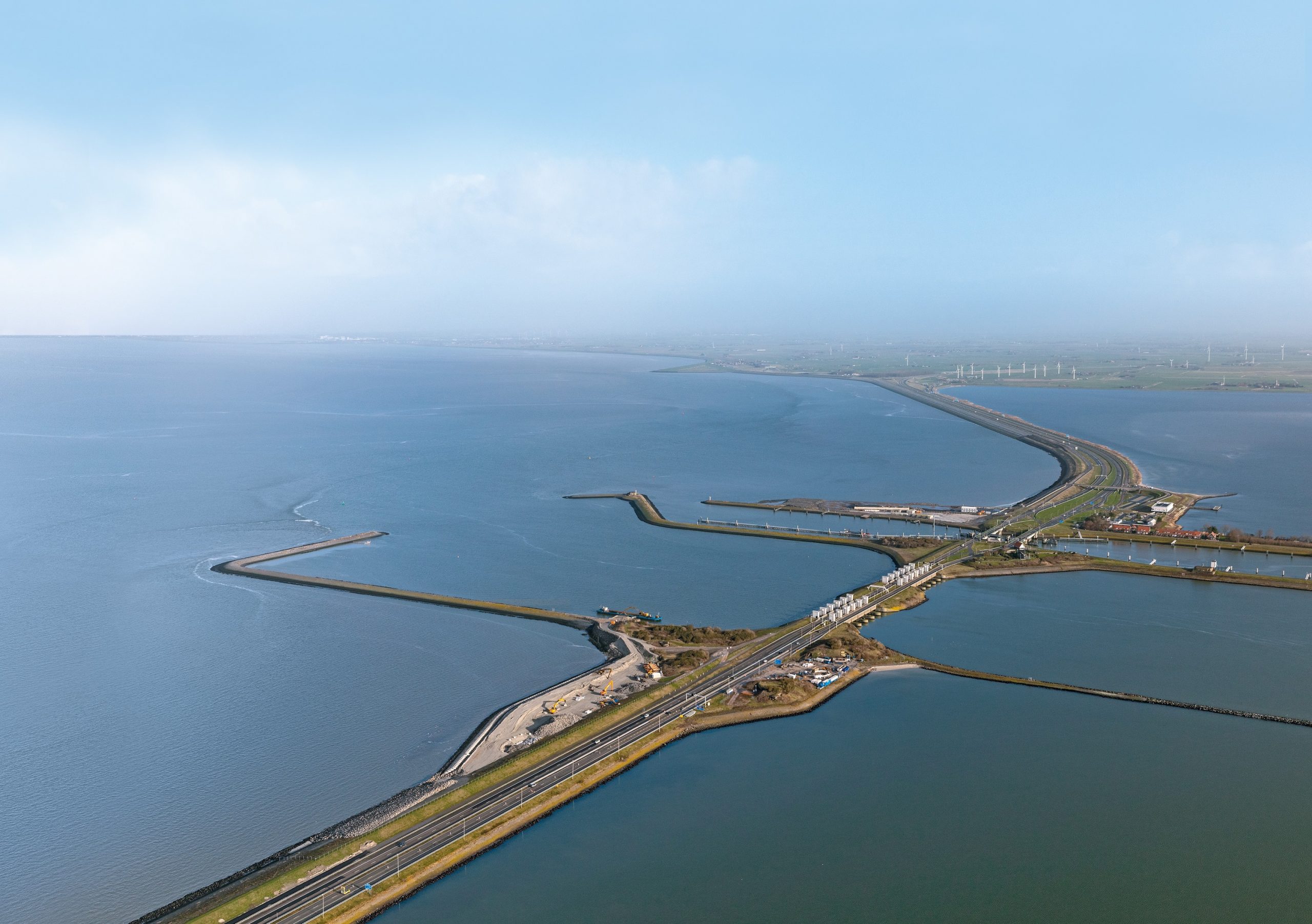 Afsluitdijk project Foto Van Oord