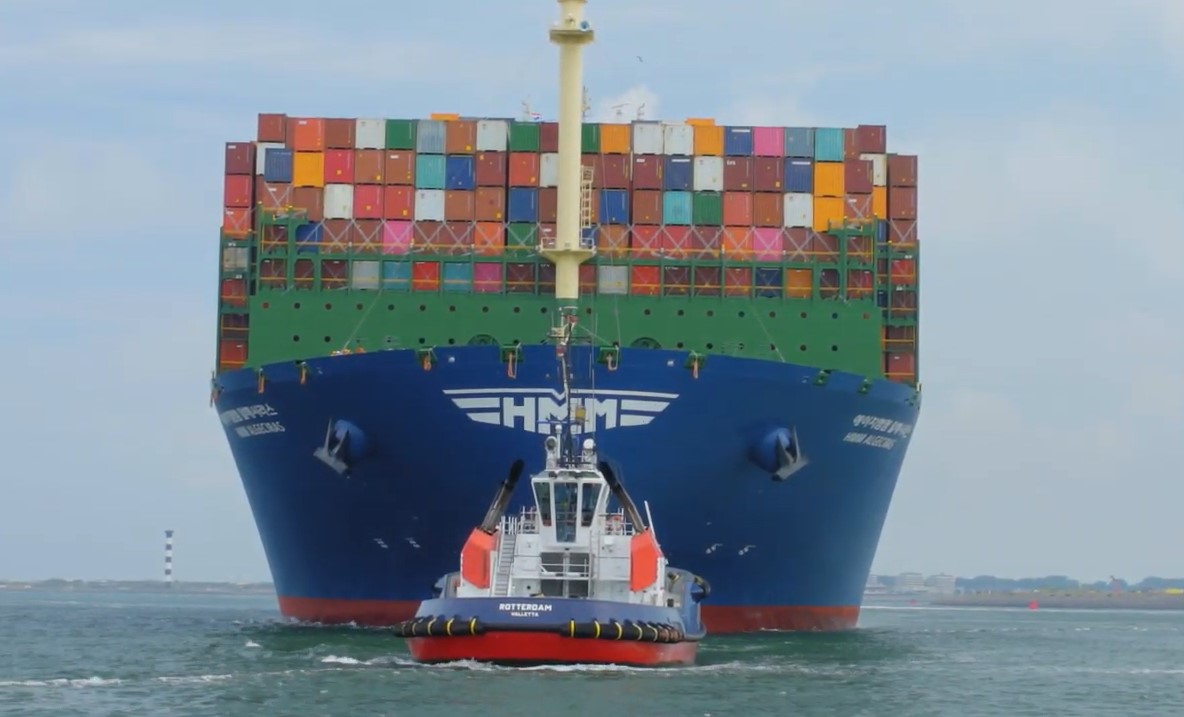 HMM Algeciras, grootste containerschip ter wereld. Foto, Port of Rotterdam