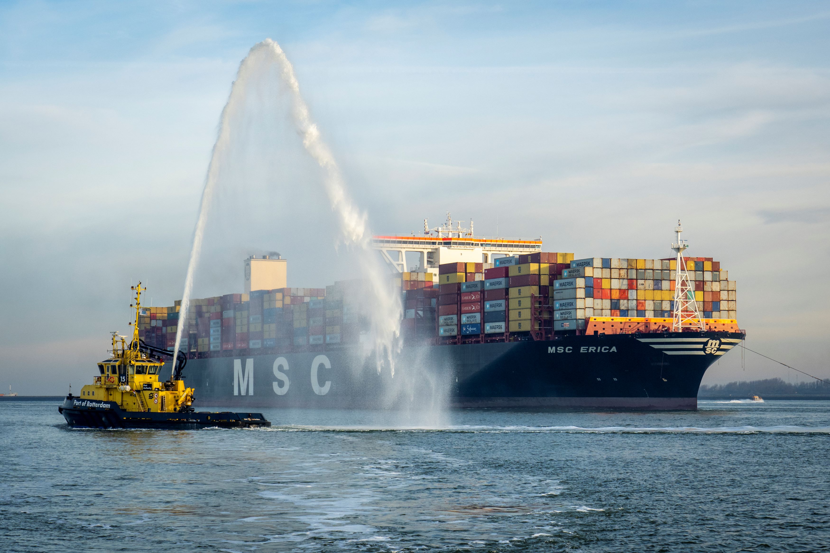 15 miljoenste container (Jerry Lampen) Port of Rotterdam 22-12-2021