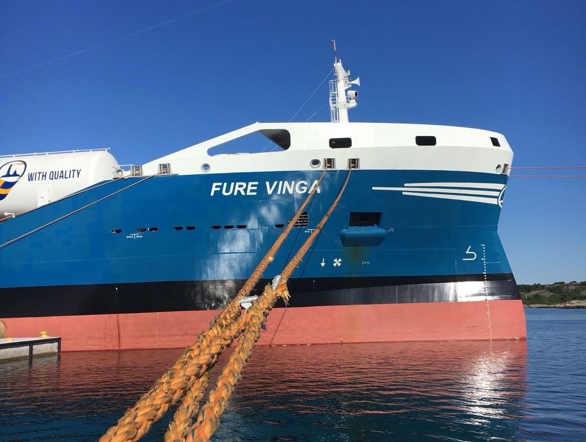 Furetank's LNG-fueled Fure Vinga named at home port Donsö