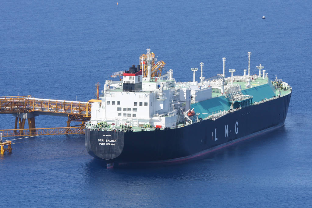 Total's profit soars on higher oil prices, LNG sales decline