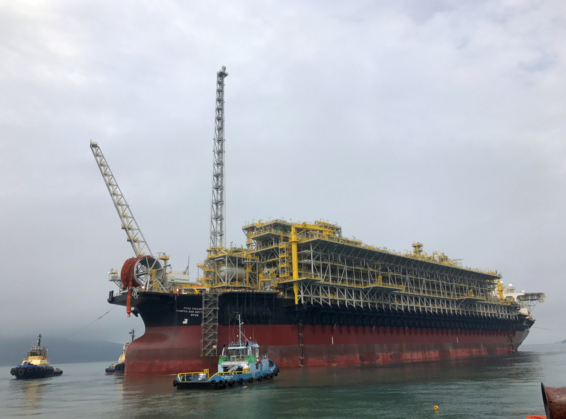 Keppel O&M wins FSRU conversion, FPSO modules deals