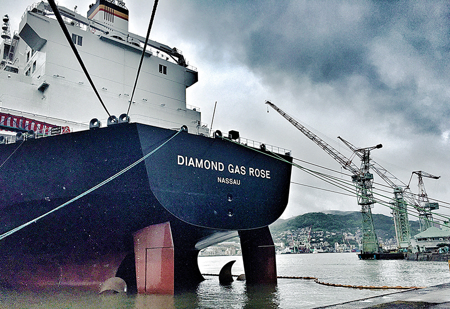 LNG carrier Diamond Gas Rose