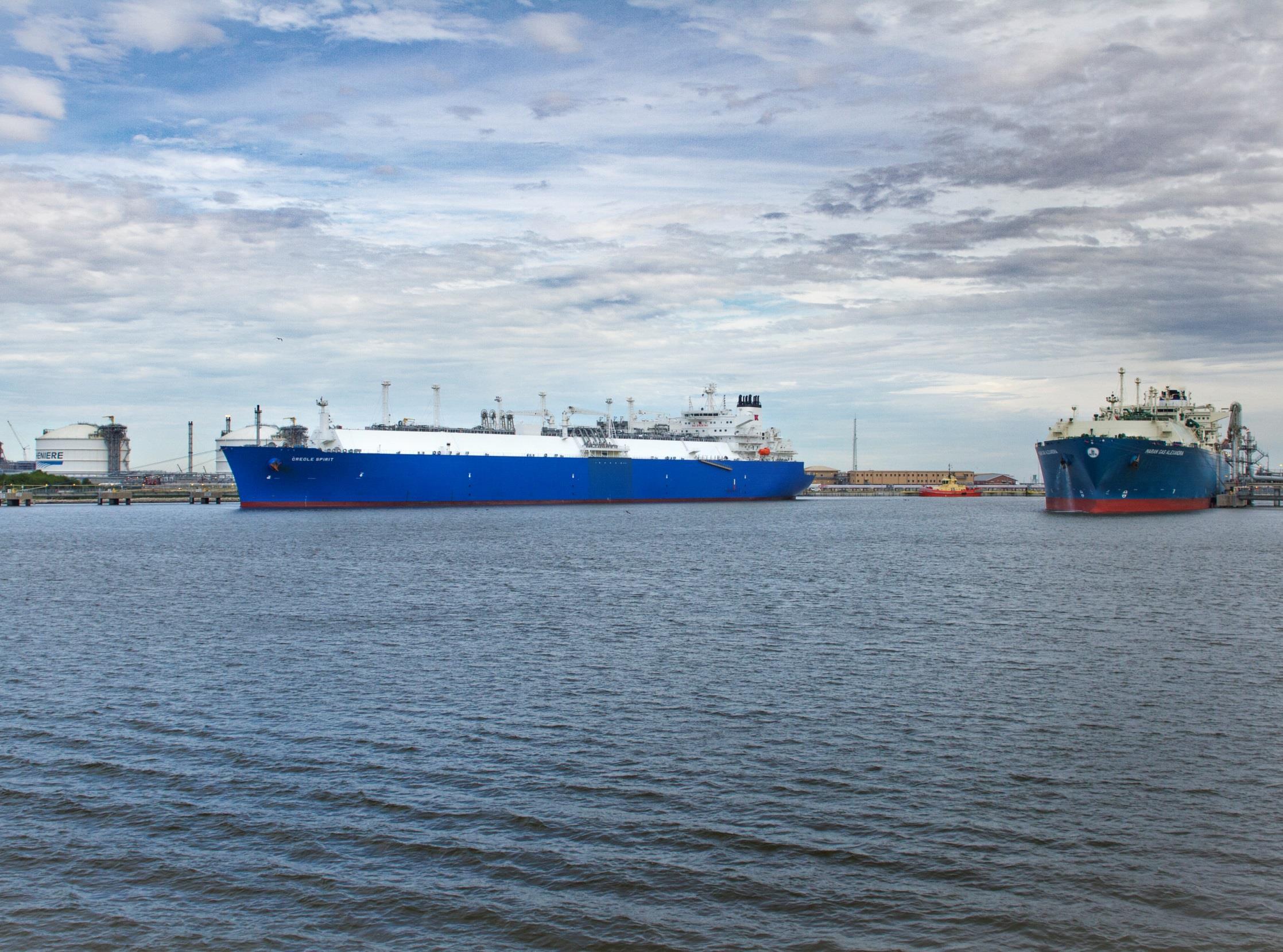 U.S. LNG exports dip on week