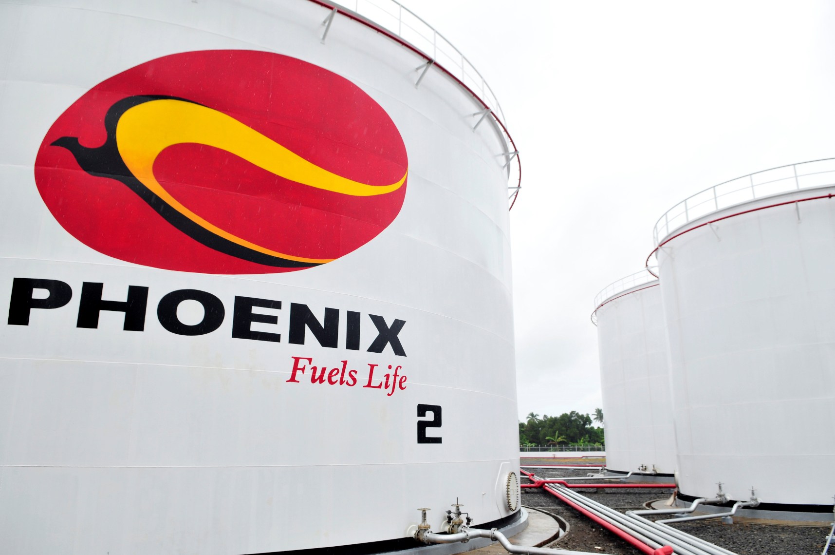 Phoenix Petroleum, CNOOC picked for $2 bln Philippine LNG project