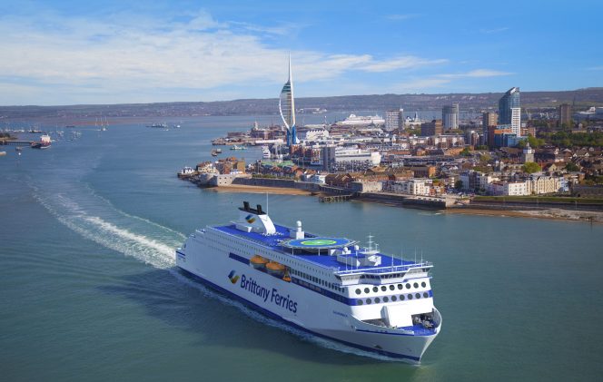 Brittany Ferries charters Stena RoRo's LNG-powered newbuild