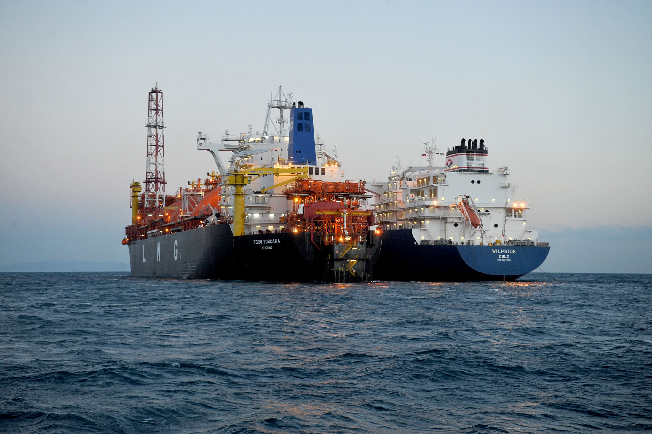Uniper advancing OLT Offshore LNG stake sale talks