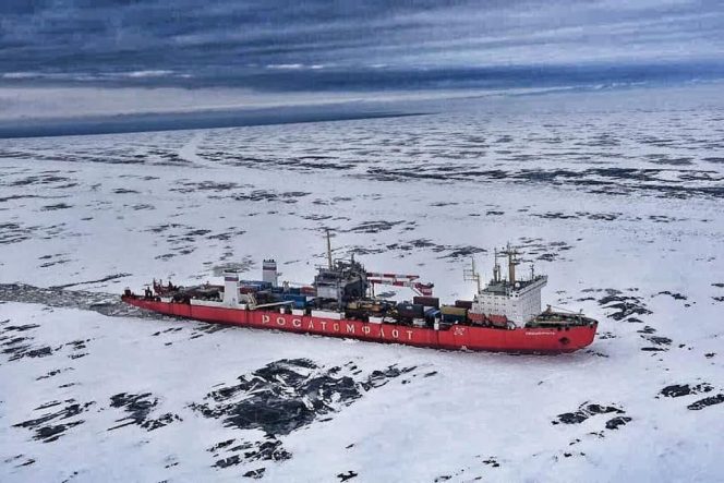 Chinese pair firms up Arctic LNG 2 stake purchase