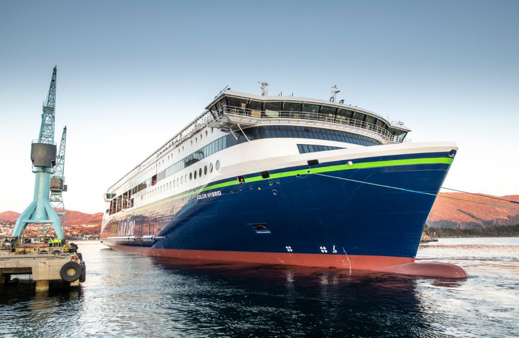 The world’s largest plug-in hybrid vessel, Color Hybrid