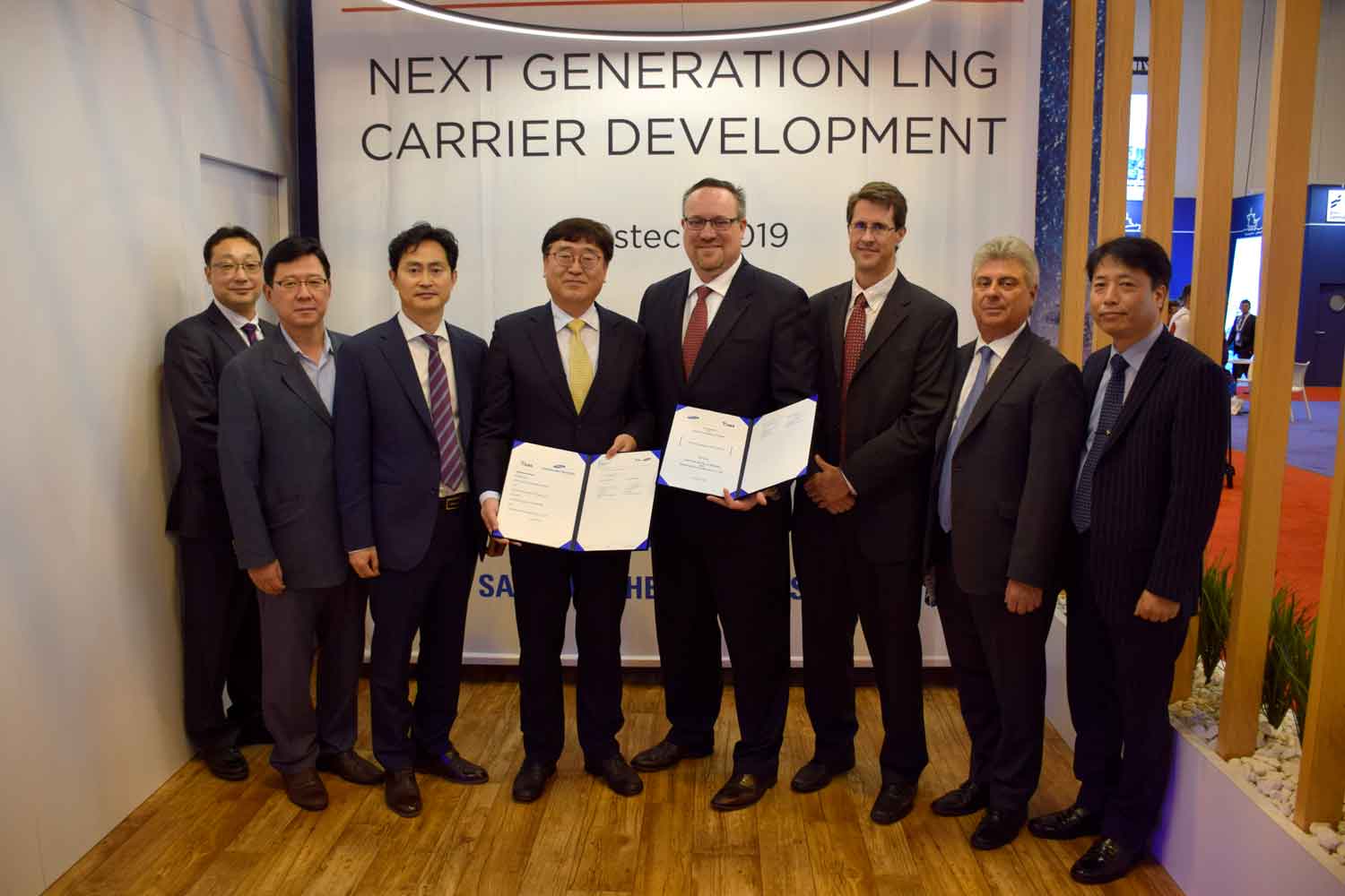 Cooperation deal on LNG carrier development