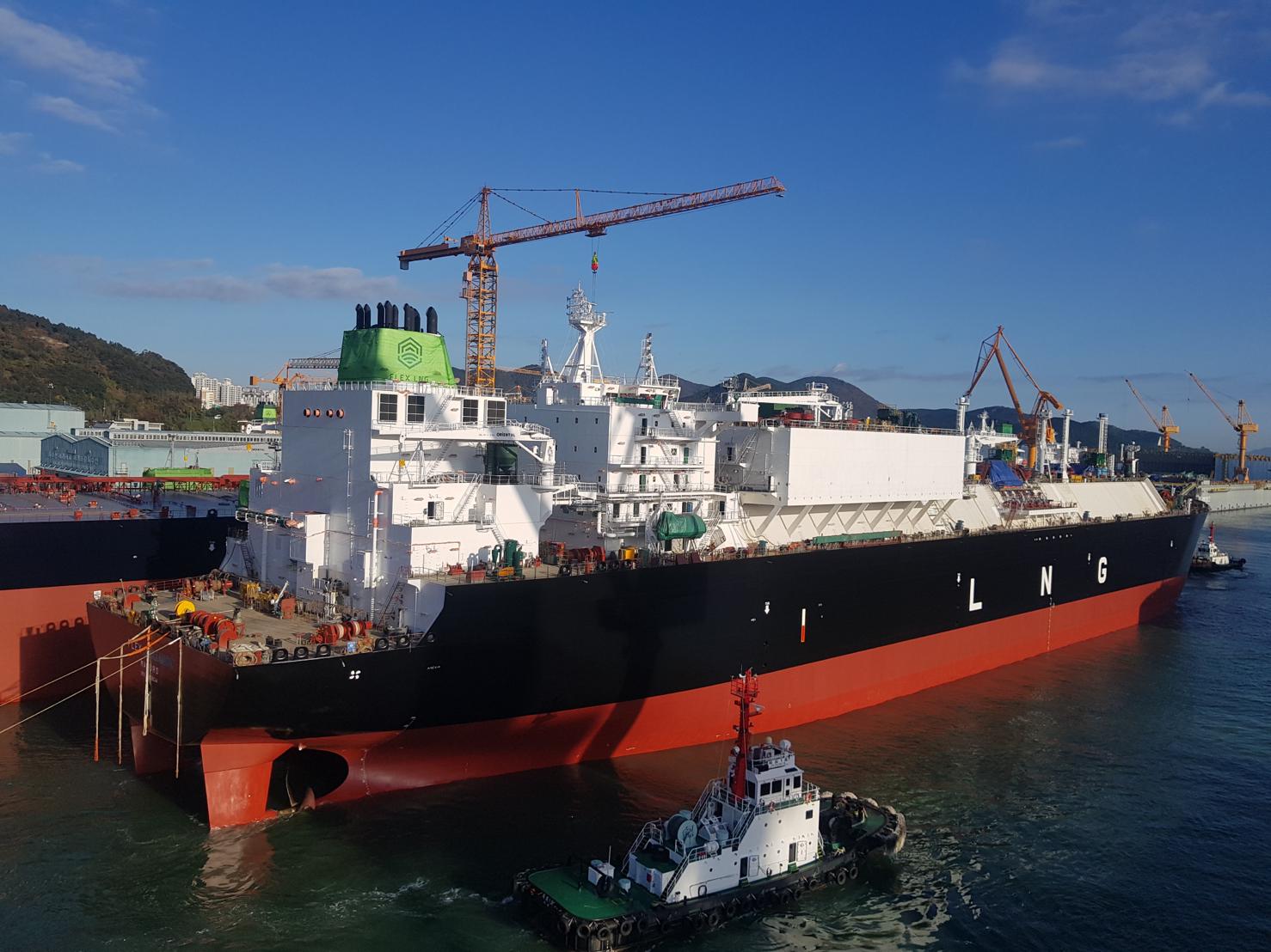 Flex charters LNG newbuild to Gunvor