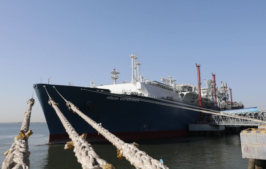 FSRU Höegh Esperanza returns to Tianjin LNG terminal