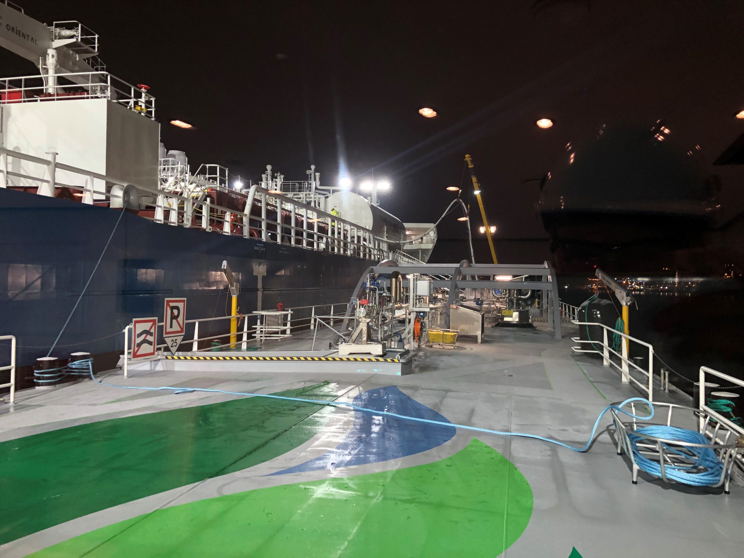 Titan LNG wraps up first STS LNG bunkering in port of Ghent