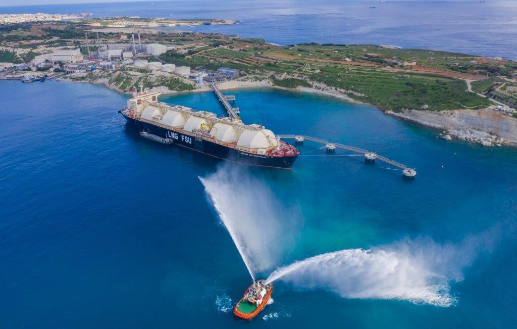 Electrogas Malta prepares FSU Armada LNG Mediterrana for adverse weather