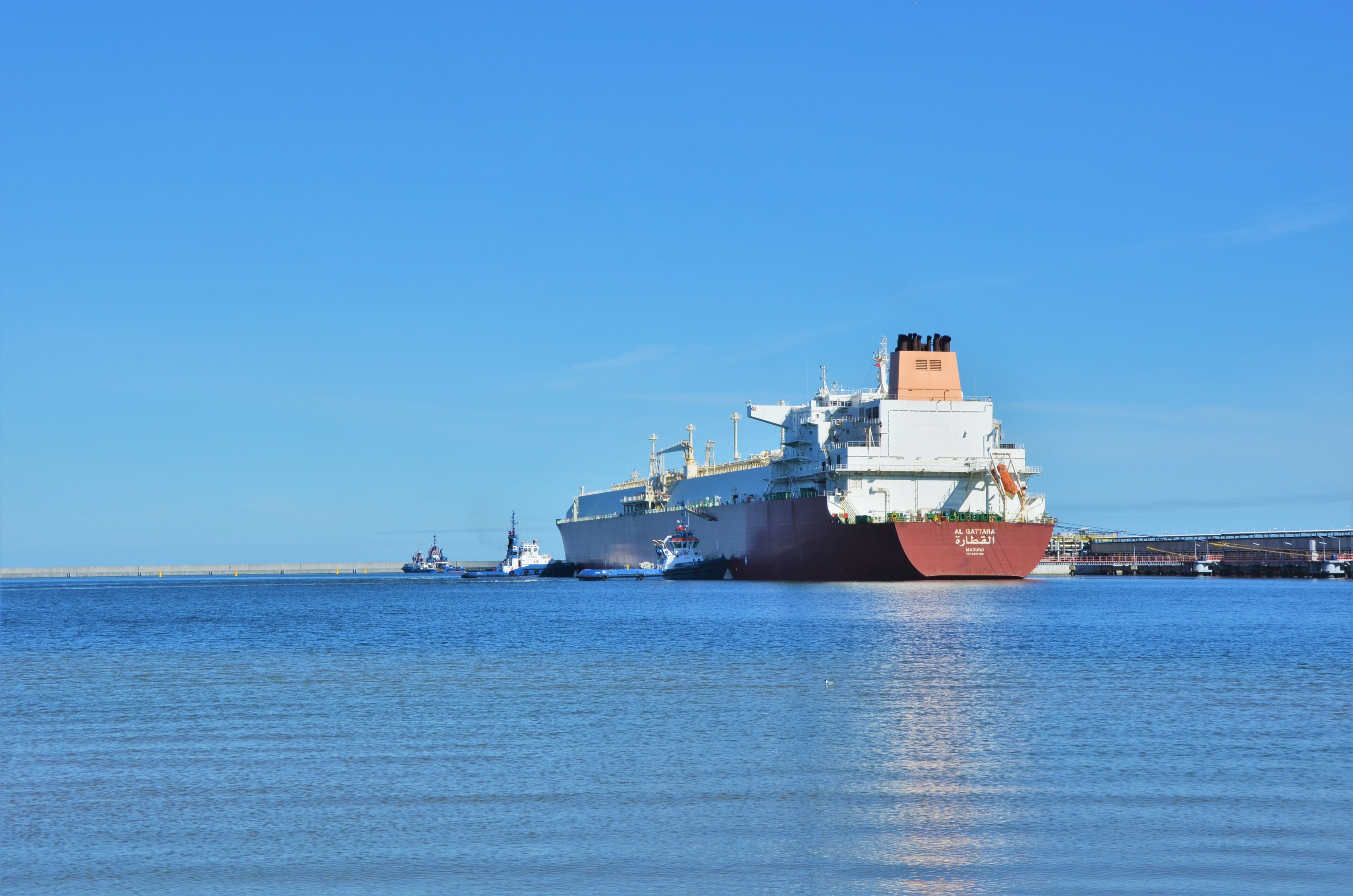Polish LNG terminal unloads 90th cargo