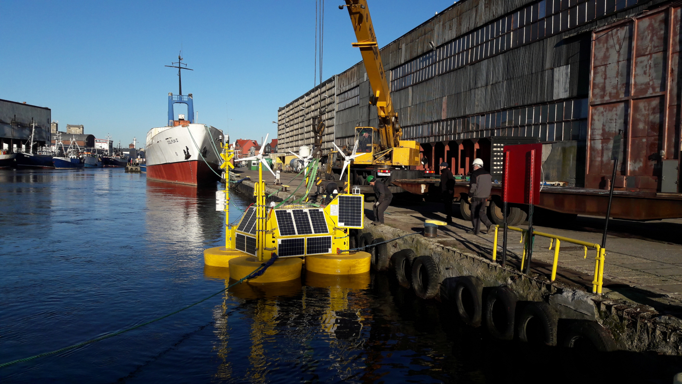 A photo of EOLOS floating LiDAR device launched before being towed to PGE's offshore wind farm site