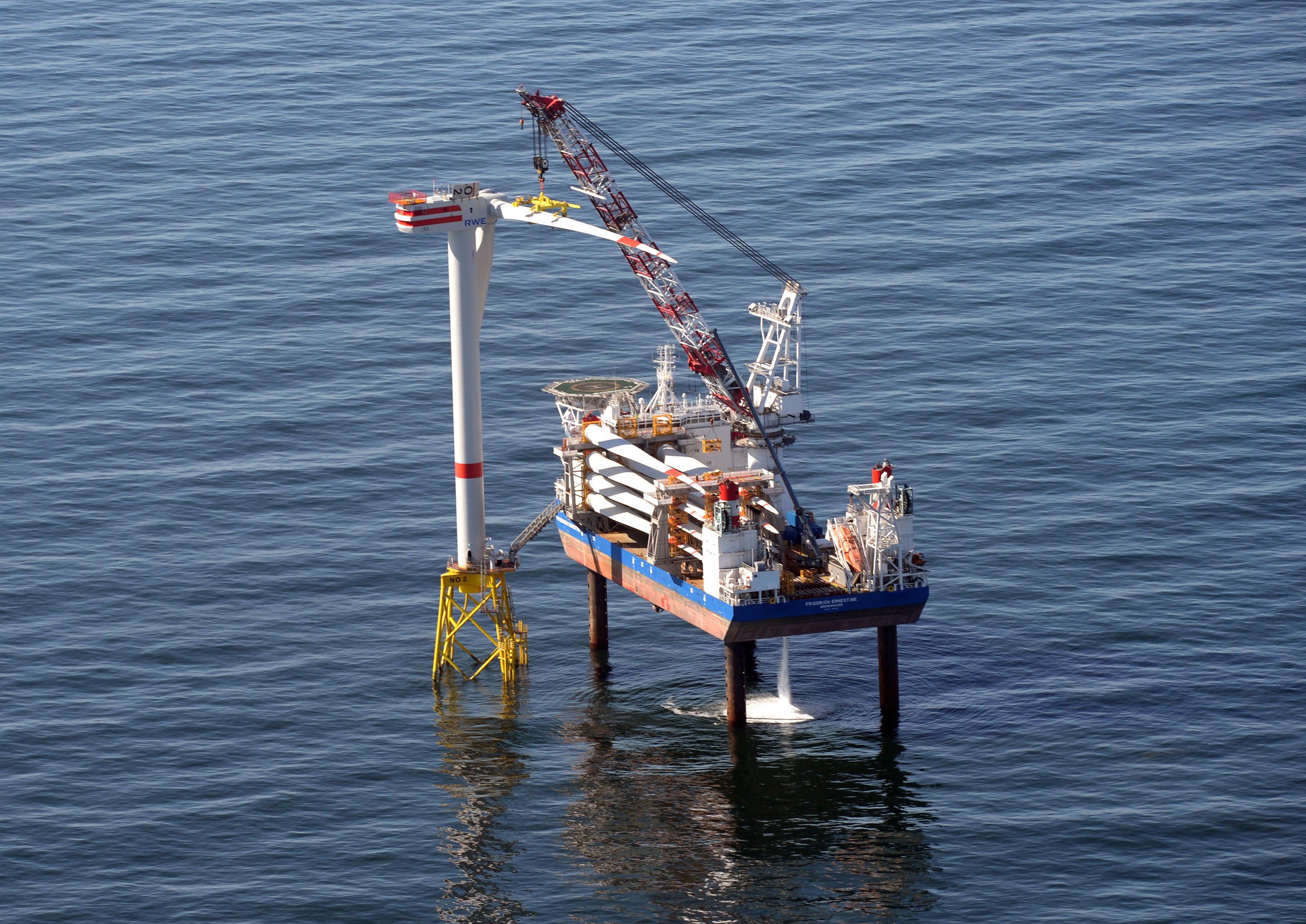 Innogy sells Seabreeze II, exits offshore service vessel market