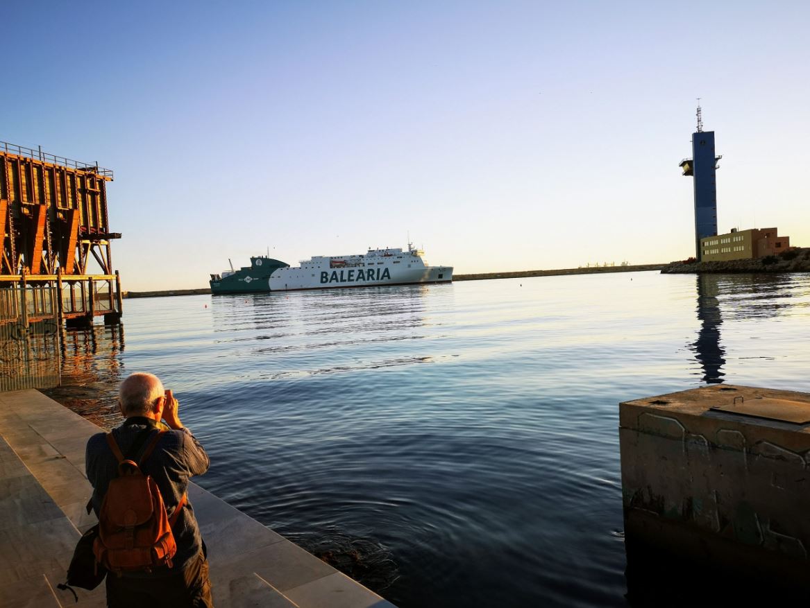 Balearia's LNG-powered ferry 'Marie Curie in Almeria port