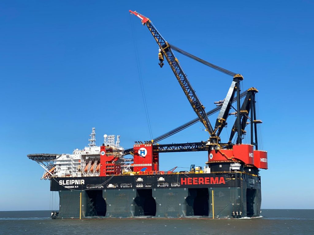 Gasum bunkers Heerema's LNG-fueled Sleipnir