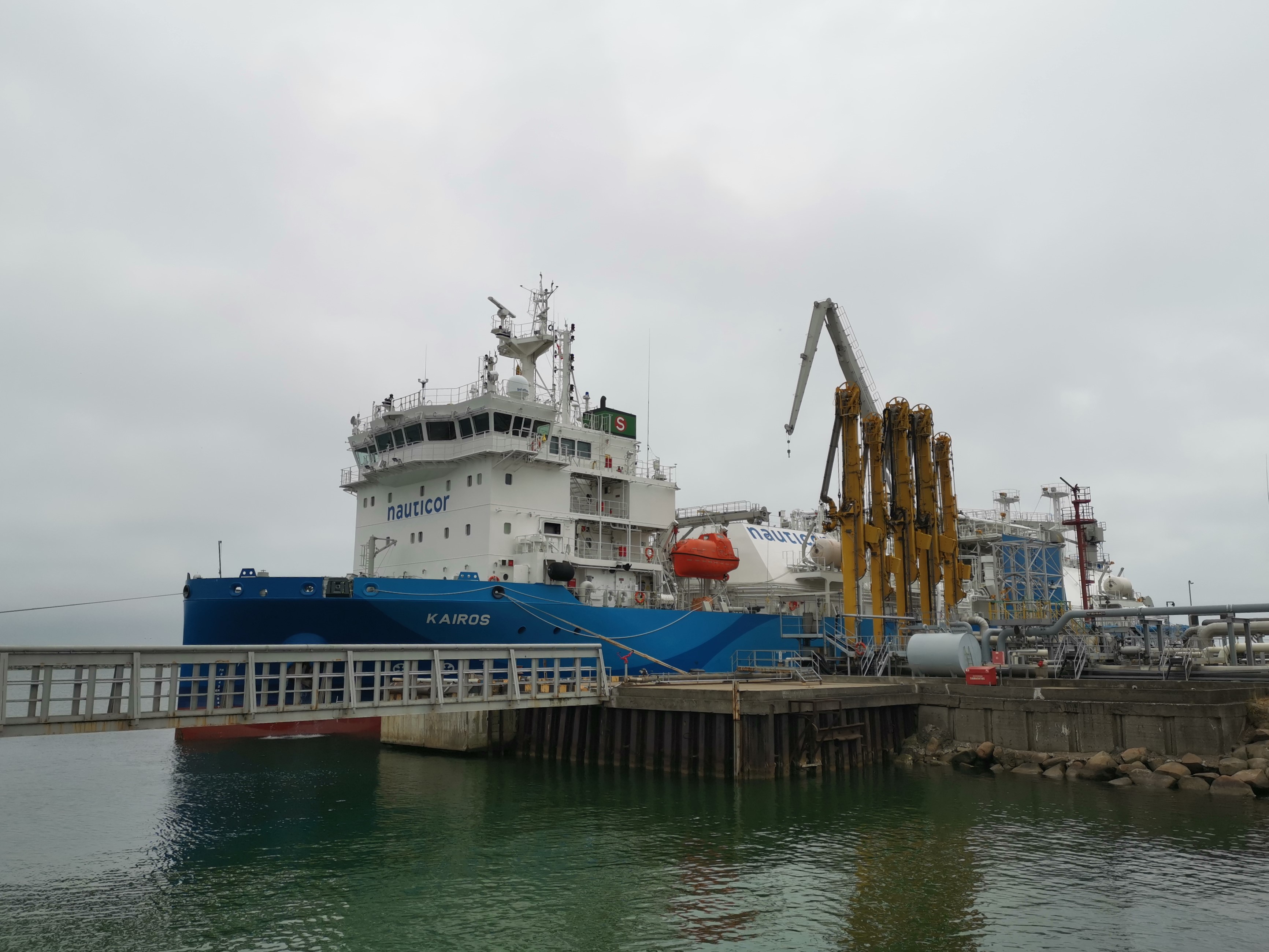 PGNiG gets first LNG load at Klaipeda onboard Kairos