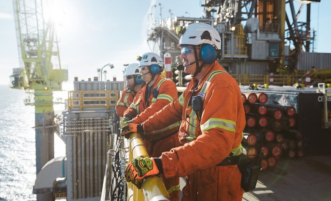 Illustration, offshore workers; Source: ExxonMobil